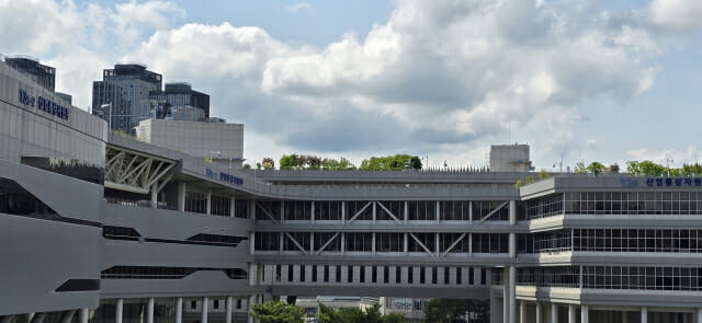 산업부, 반도체·배터리 등 8개 기업 사업재편 승인