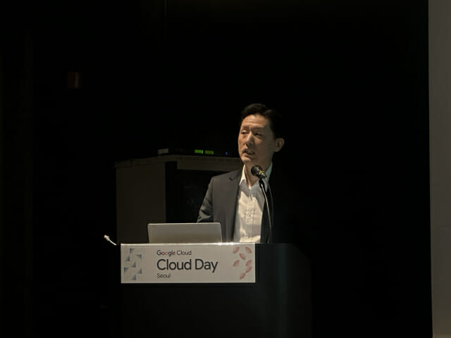 韓, 에이전트 도입률 아태지역 ‘최저’…”AI 플랫폼 투자 미흡”