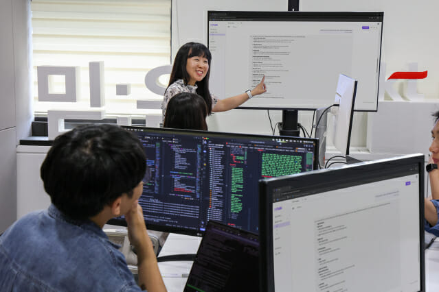 KT “정부 독자 AI모델 프로젝트 참여…한국적 AI 자체개발”