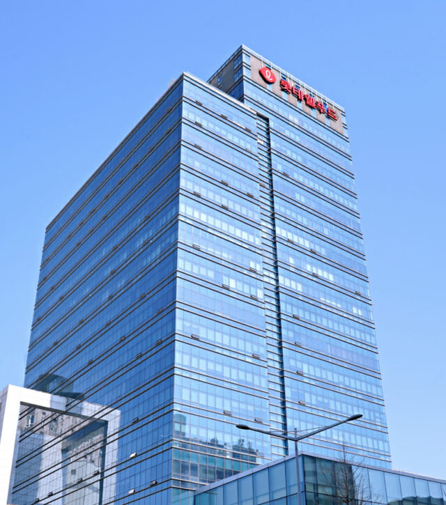 롯데웰푸드 소액주주, 전⋅현직 이사 17명 상대로 소송 제기