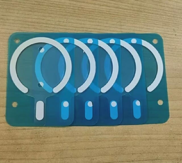 “아이폰17 프로, 맥 세이프 디자인 좀 다르다”