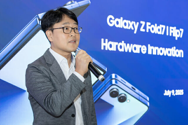 “갤럭시Z폴드7 더 얇아질 것…폼팩터 한계 돌파”