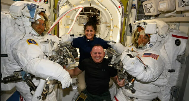 “근육 키우려면 우주 가면 안 되요”