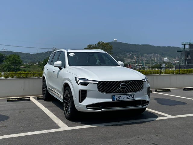 [타보고서] 고속도로가 도서관보다 적막해…더 정숙해진 볼보 XC90