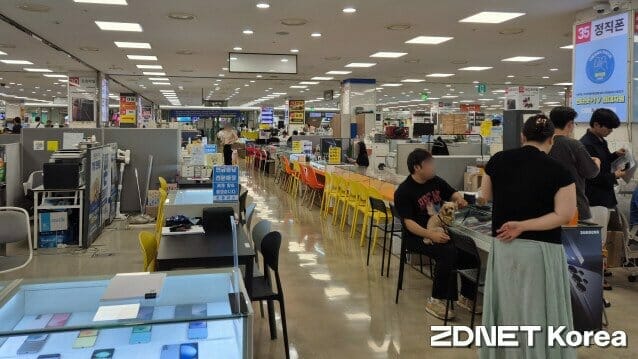 통신사 갈아탈까…번호이동에 보조금 쏠렸다