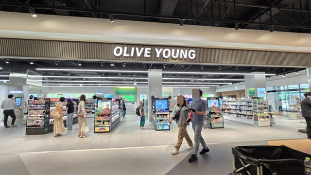 입점하면 서로 이득…유통가, ‘올다무’ 유치 경쟁 치열