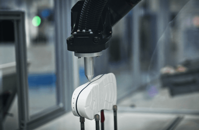 씨메스, 글로벌 스포츠 브랜드에 로봇 공급