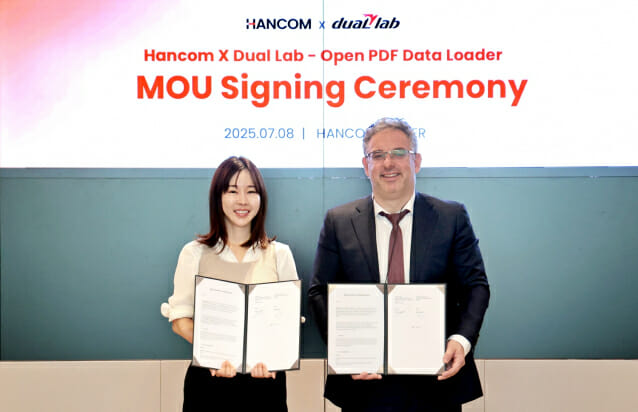 승부수 건 김연수, 듀얼랩 손 잡았다…한컴, 글로벌 AI 서비스 기업 도약 박차