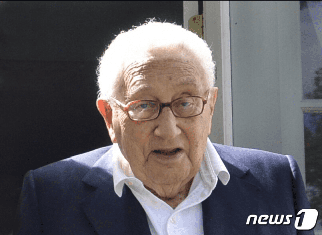 압력밥솥 외교로 위기를 넘자