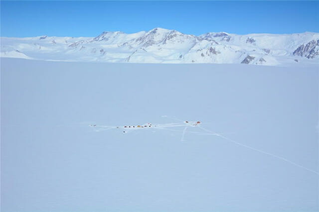2000년 전 남극 빙하 속 미생물, 적혈구 파괴…”위험도는 글쎄”