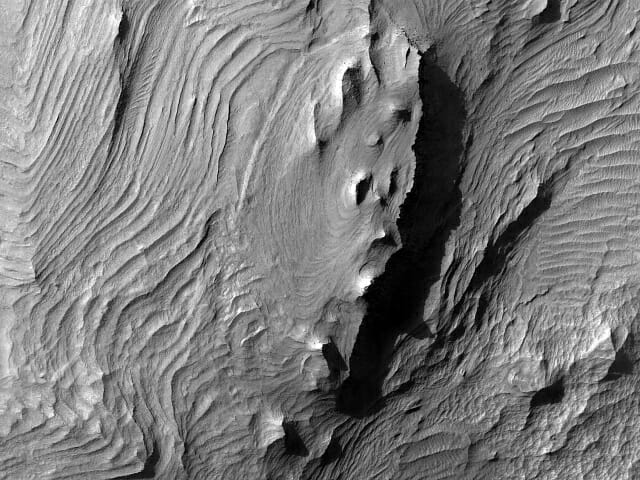 “긴 흉터 모양”….태양계서 가장 긴 협곡, 이렇게 생겼다 [여기는 화성]