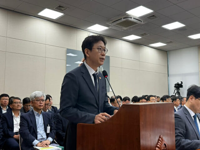 이해충돌 방지…K-AI 심사과정에 배경훈 장관 배제