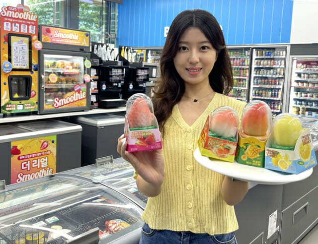 GS25 ‘SNS 1천만뷰 디저트’ 프로즌 딸기 소르베 출시