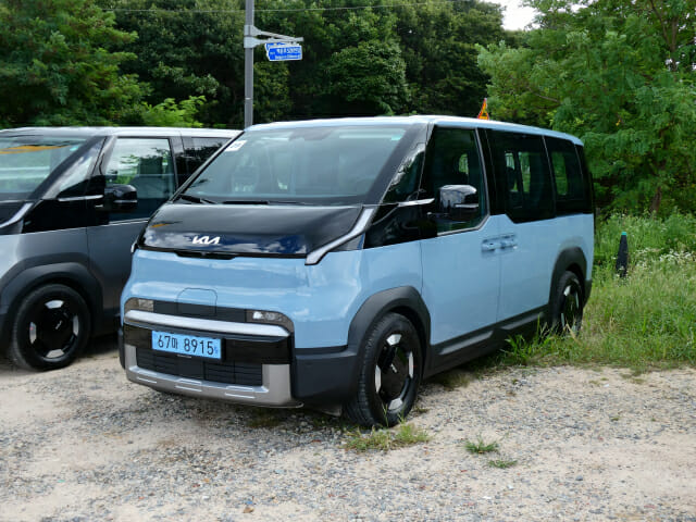 [타보고서] 중형 몸집에 대형 실내…기아 PV5, 패밀리·물류 모두 충족