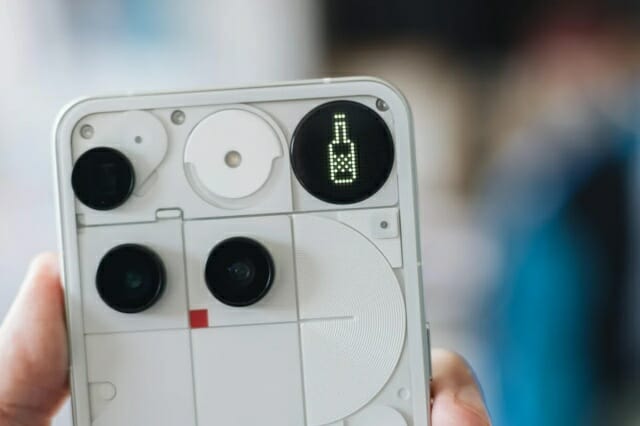 “폰카로 찍은 사진이라더니”…망신 당한 낫싱폰