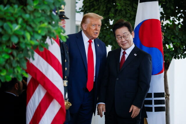 트럼프 “韓 무역합의 문제 제기 있었으나 기존 합의대로”