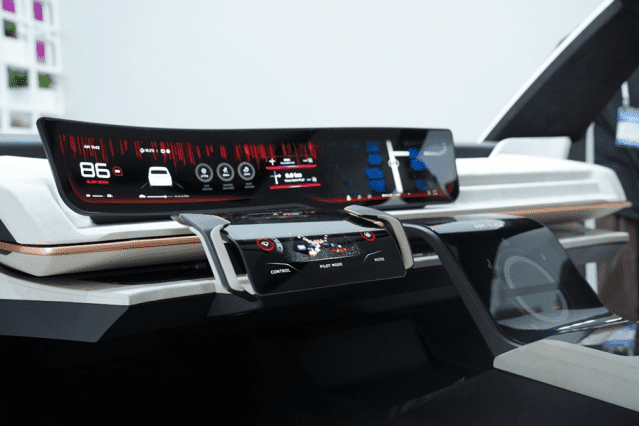 자동차 시장서 존재감 커지는 OLED…삼성·LGD 공략 속도