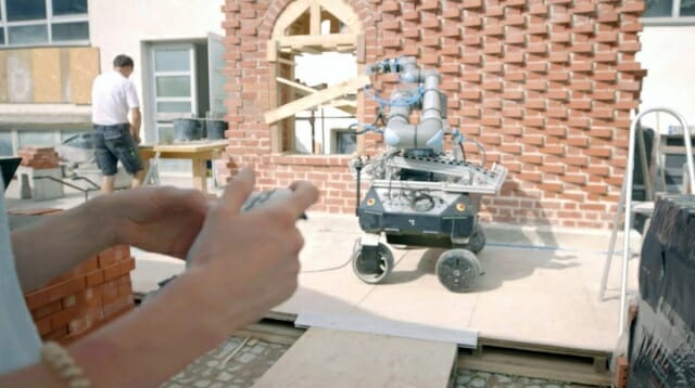 “건설 현장에도 로봇이”…’착착’ 벽돌 쌓는 로봇 등장