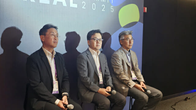 삼성SDS 임원진 “AI 풀스택 전략으로 공공·글로벌  동시 공략”