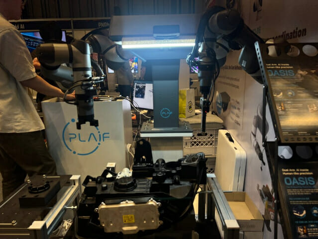 수작업 벗어나는 자동차 공정…양팔로봇이 대안 될까