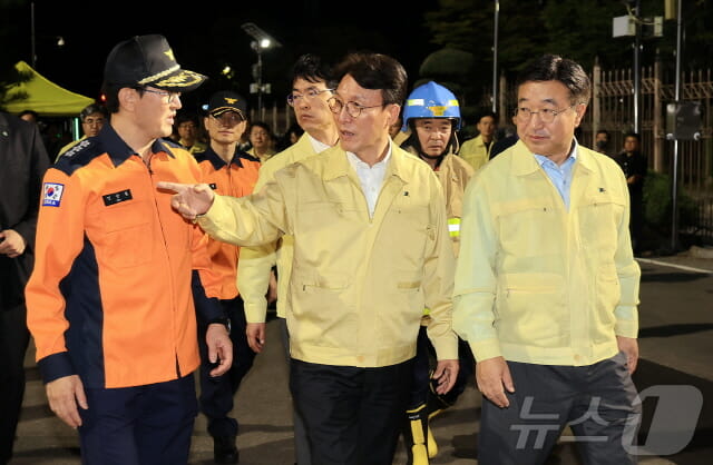 국정자원 복구체제…551개 시스템 단계적 재가동 목표