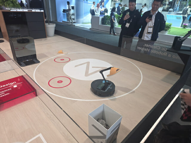 [르포] 격동의 로봇청소기 시장…걷는 EU·뛰는 韓·나는 中