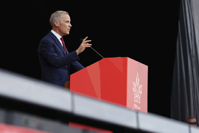 트럼프발 관세 여파…캐나다, 전기차 의무판매제 일시 중단