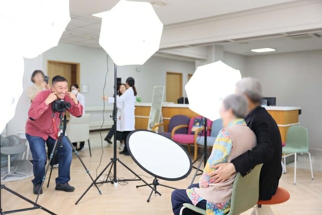 캐논코리아 “어르신 장수사진으로 세대·지역 연결”