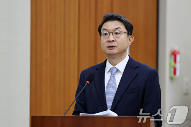 이억원 금융위원장 인사청문회…조직개편·스테이블코인·겹치기 채용 쟁점