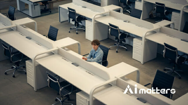 챗GPT 강풍, 신입 일자리 날려 버렸다…”20대 고용 13% 급감”