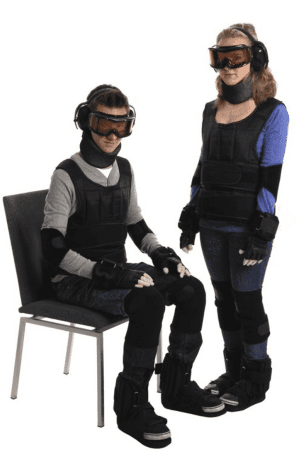 나이 들면 이렇게 된다고…노인 신체 체험 슈트 화제