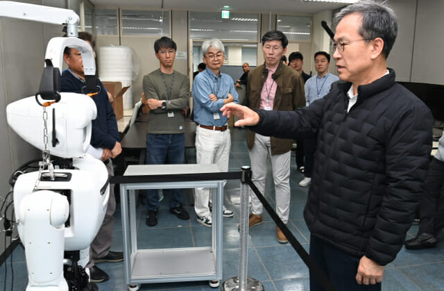 ETRI, 친구처럼 교감하는 ‘로봇 브레인’ 개발 착수