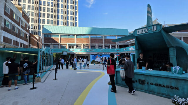 지드래곤과 새단장한 크래프톤 ‘펍지 성수’ 가보니…번지런·박격포 체험도