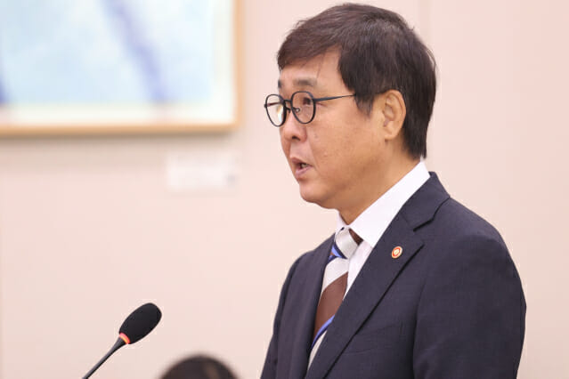 최휘영 문체부 장관 “K컬처 300조 산업으로 육성…지원 아닌 투자 대상으로 봐야”