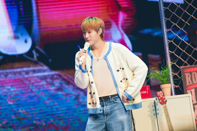 “곧 콘서트 합니다”…‘역주행’ 우즈, 멜론 팬밋업서 깜짝 발표
