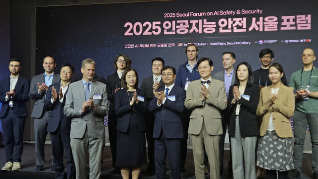 [현장] “AI 안전, 선택 아닌 필수”…서울서 글로벌 거버넌스 협력 ‘한목소리’