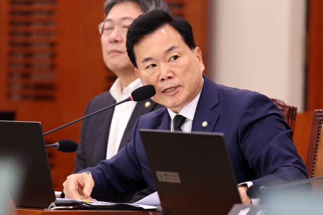 국힘 김승수 의원 “국정자원 화재 당시 문체부, 온라인 회의 해놓고 서면회의 보고”