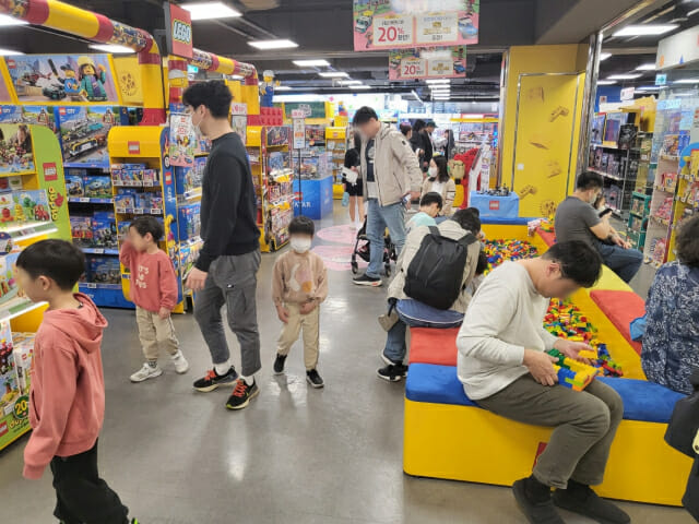 롯데마트 토이저러스, 12일까지 완구·게임 등 최대 40% 할인