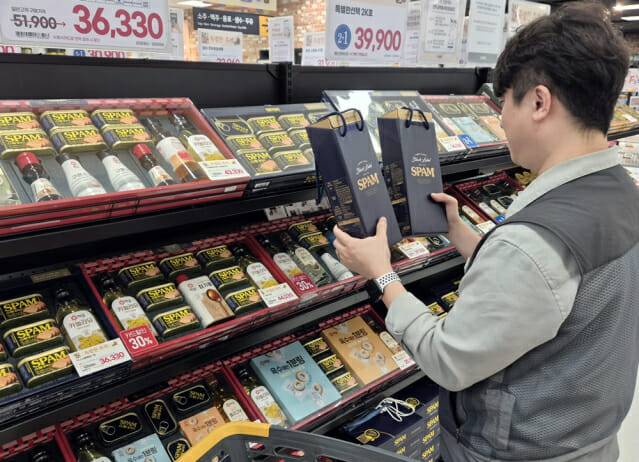 이마트 “명절 직전엔 핸드캐리형 선물세트 인기”