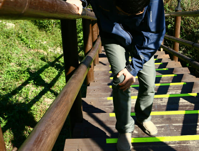 [1분건강] 등산할 때 무릎 조심하세요