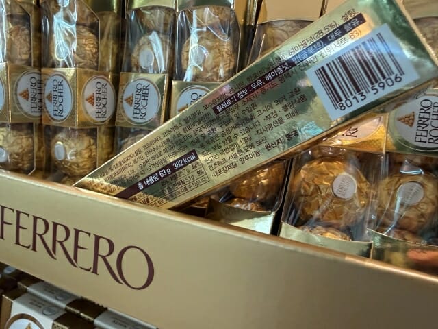 “유럽 초콜릿 아녔어”…페레로 로쉐, 중국산 韓 유통 ‘시끌’