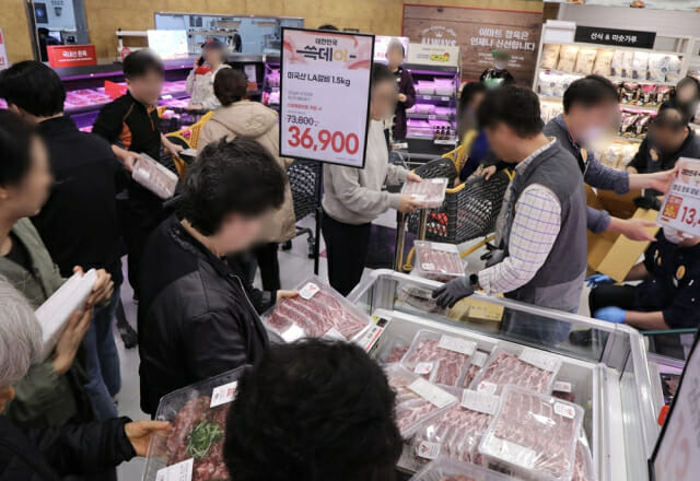 유통가, 소비쿠폰 효과 봤을까…3분기 실적 내다보니