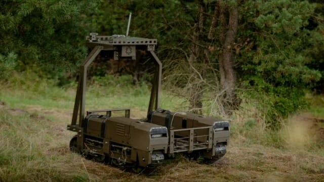 우크라이나 전투 로봇은 느림보…스타링크 때문