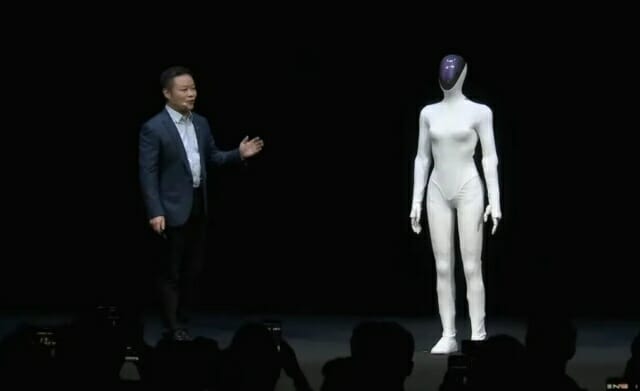 [영상] “진짜 여자 아냐”…샤오펑 2세대 휴머노이드 로봇 화제