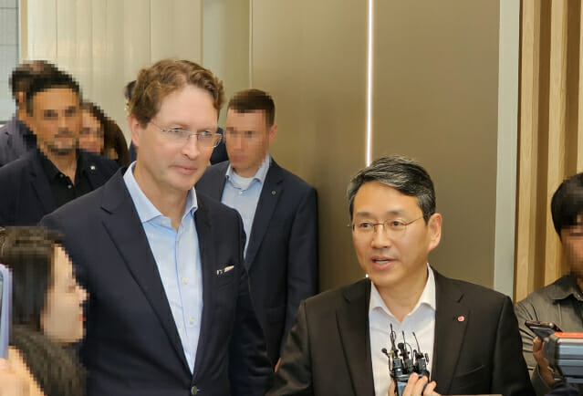 LG·벤츠, AI 전장·배터리서 ‘빅딜’ 기대…”폭넓은 협의 나눴다”