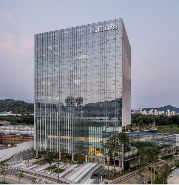 펄어비스, 3분기 영업이익 106억원…”붉은사막 성공 출시 최선”