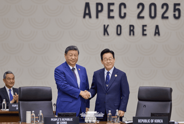 대통령실 “한중 관계 전면 복원…한화오션 제재 문제 진전 기대”