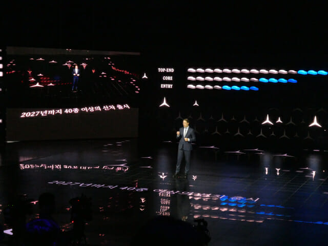 벤츠, 2027년까지 韓서 신차 40여종 출시…전동화 강화