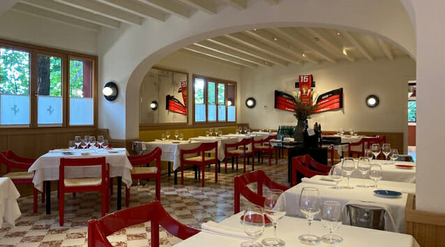 경험으로 소비하는 럭셔리, ‘경험사치’의 시대