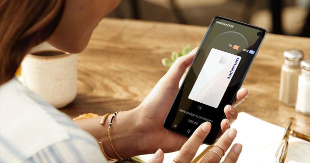 삼성, 美서 신용카드 출시 추진…애플에 도전